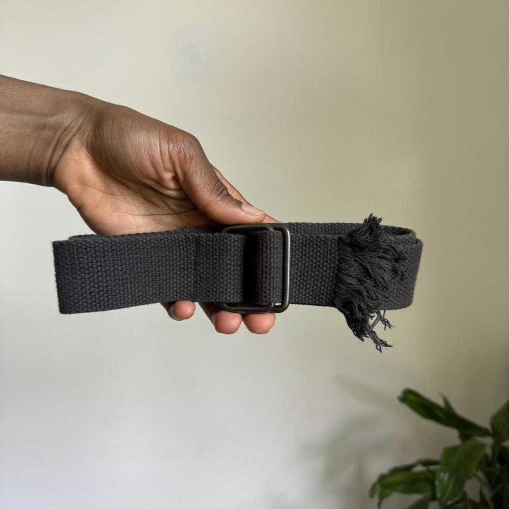 Y2K Unisex faded black rectangular-ring grunge skater belt fits‎ like M/L